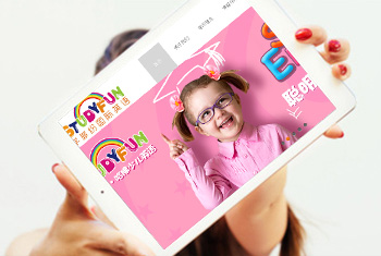 �������ѧ��׹���Ӣ��